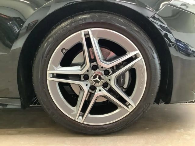 Mercedes-Benz A 180 AMG Line