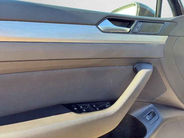 Volkswagen Passat 1.5 TSI Business DSG Variant