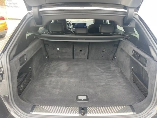 BMW 540 540d M-Sport Touring xDrive