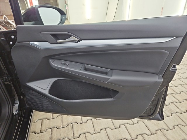 Volkswagen Golf 1.5 eTSI DSG Golf VIII