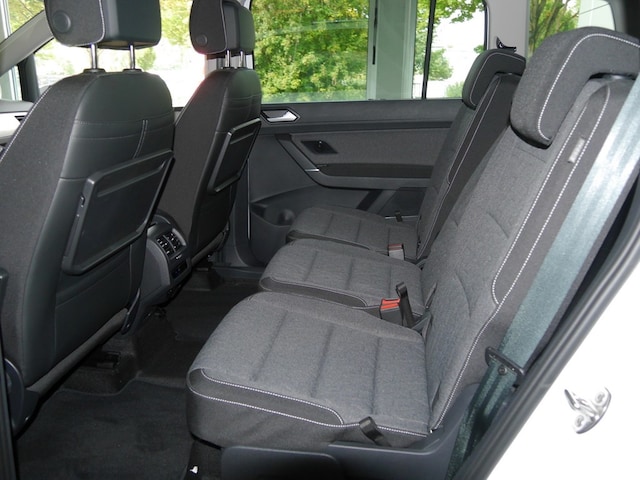 Volkswagen Touran 1.5 TSI DSG Move