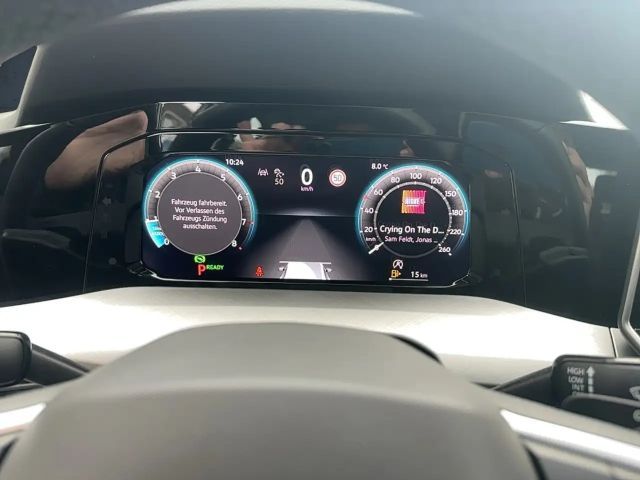 Volkswagen Golf 1.5 eTSI DSG Life