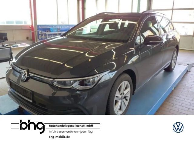 Volkswagen Golf Life Variant