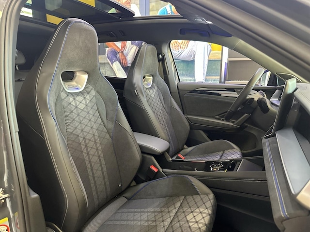 Volkswagen Tayron 2.0 TDI DSG R-Line