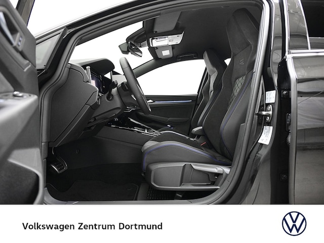 Volkswagen Golf 1.5 eTSI Golf VIII R-Line