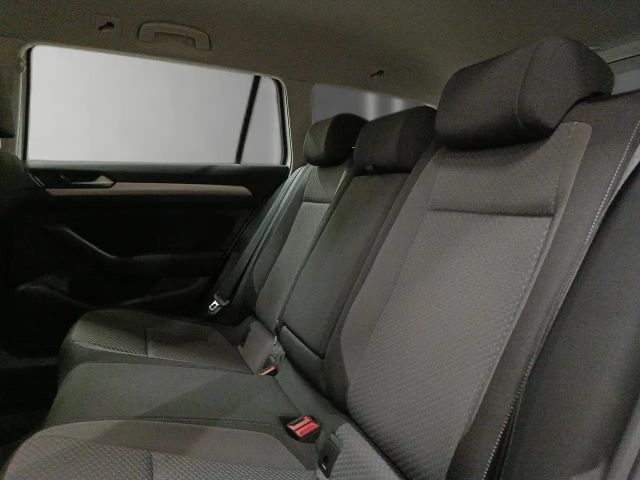 Volkswagen Passat 1.5 TSI DSG Variant