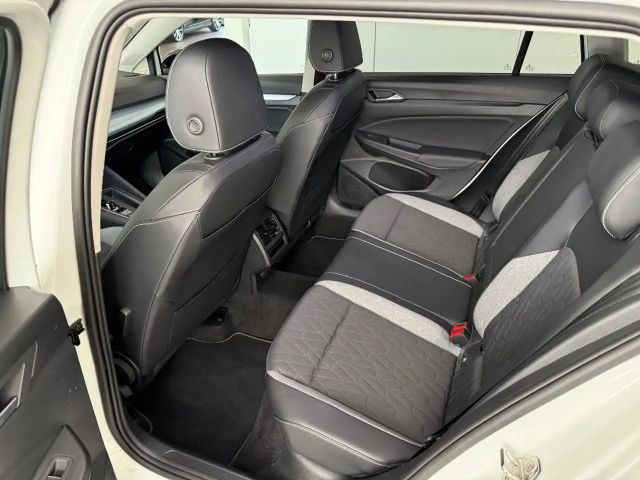 Volkswagen Golf 2.0 TDI DSG Variant