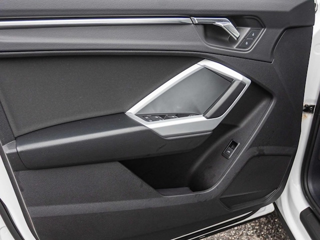 Audi Q3 35 TDI S-Tronic