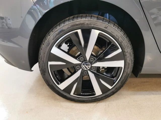 Volkswagen Golf DSG Style eHybrid