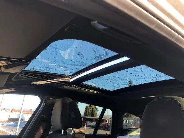 BMW 330 330e M-Sport Touring