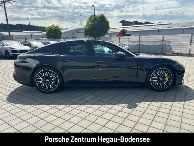 Porsche Panamera 4 E-Hybrid