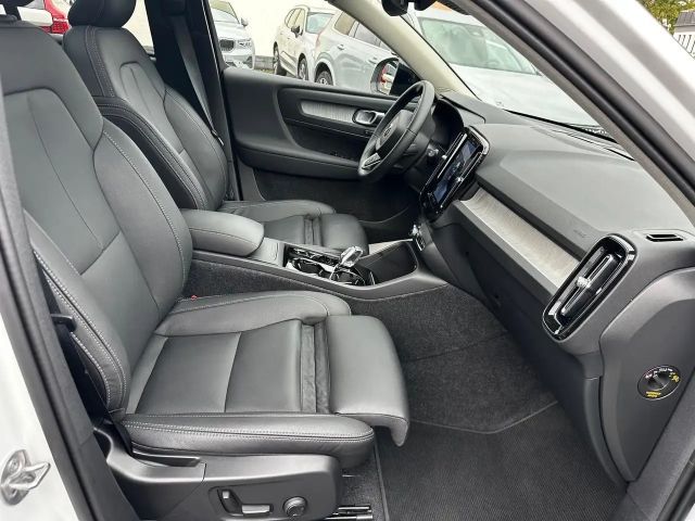 Volvo XC40 Dark Plus