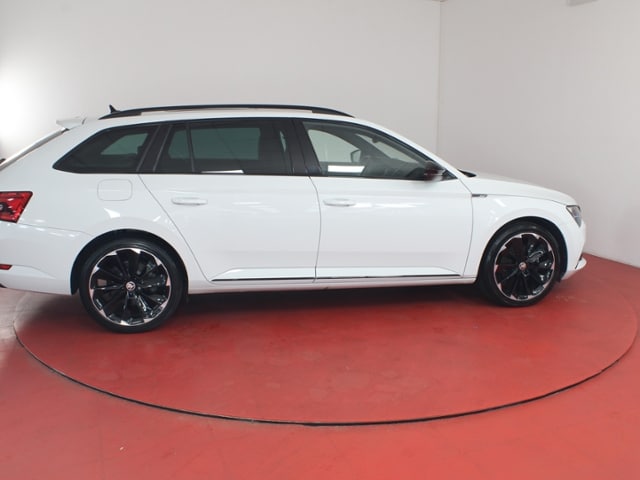 Skoda Superb 1.4 TSI Combi iV