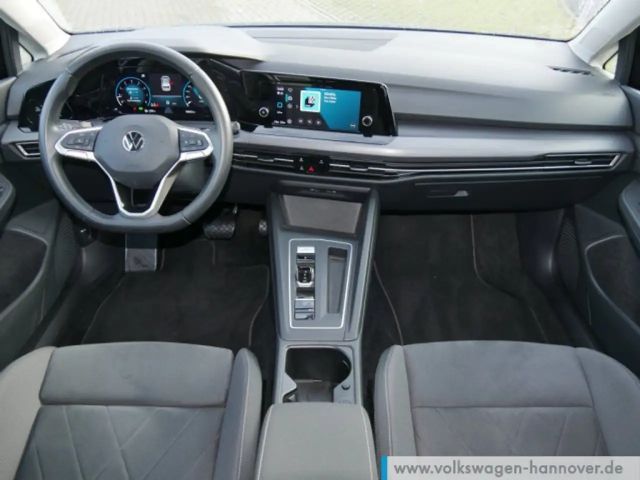 Volkswagen Golf 1.5 eTSI DSG Golf VIII Style