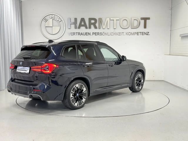 BMW iX3 iX3