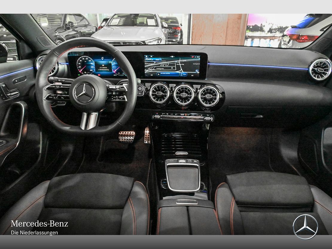 Mercedes-Benz A 200 AMG Line