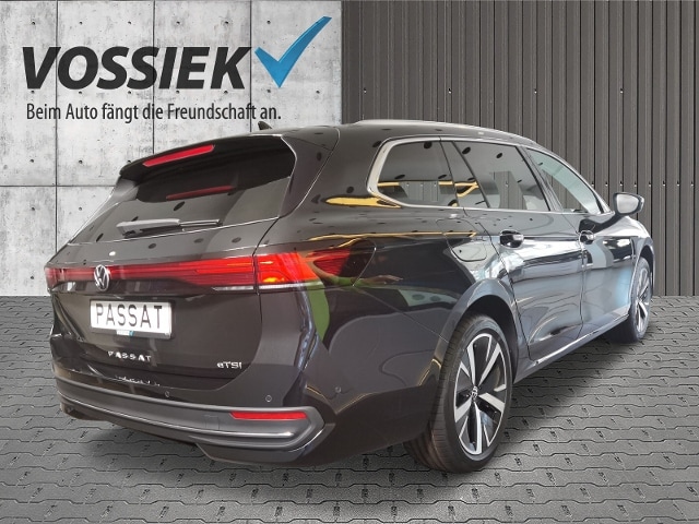Volkswagen Passat 1.5 eTSI BMT DSG