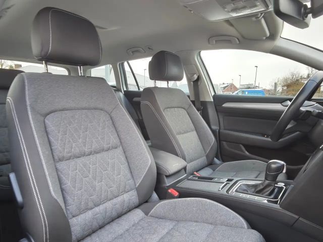 Volkswagen Passat 2.0 TDI Business DSG Variant