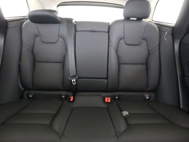 Volvo XC60 AWD Dark Plus T8