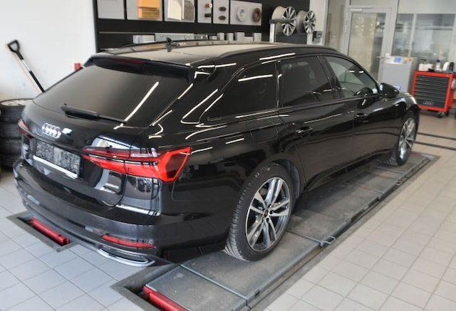 Audi A6 45 TFSI Avant Quattro S-Tronic Sport