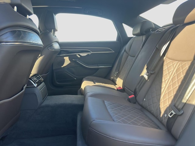 Audi A8 60 TFSI Hybride Lang Quattro