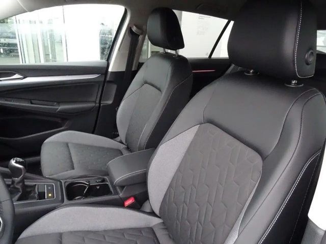 Volkswagen Golf 1.5 TSI