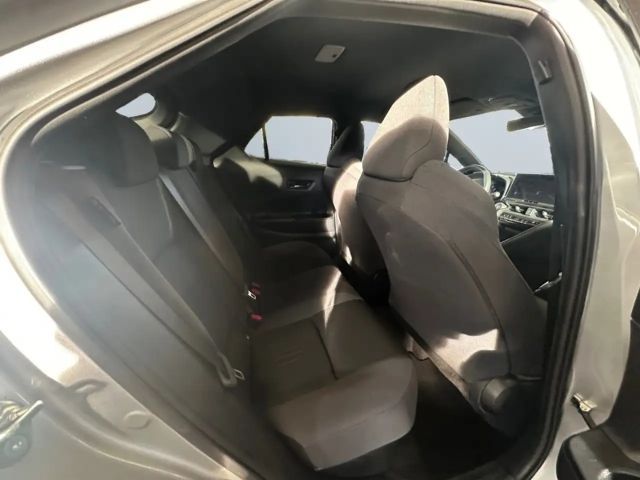 Toyota C-HR Hybride Team D