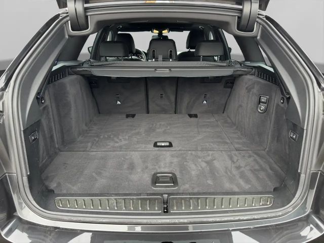 BMW 530 530d M-Sport Touring xDrive