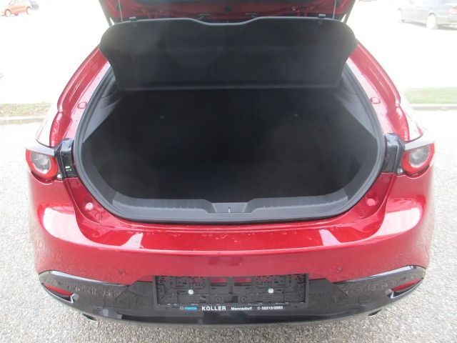 Mazda 3 Exclusive-line