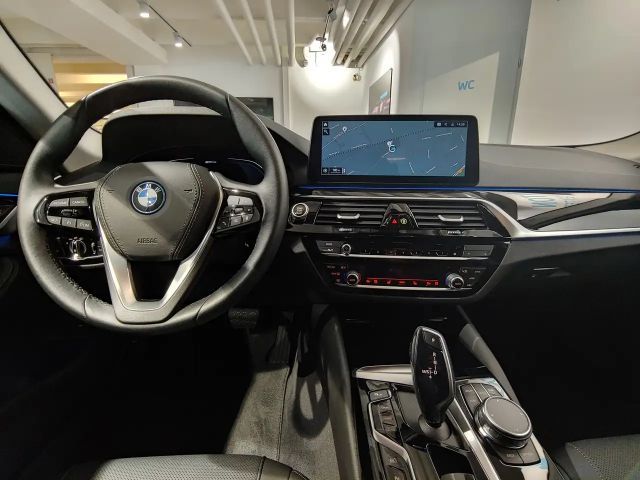 BMW 530 530e xDrive