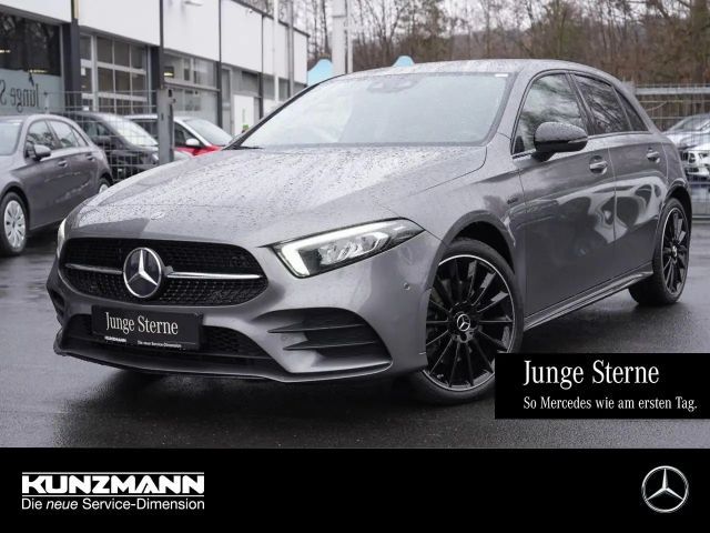 Mercedes-Benz A 250 A 250 e AMG Line