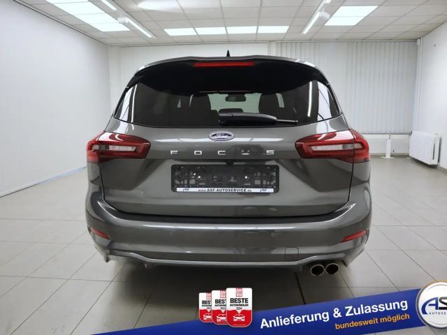 Ford Focus ST Line Wagon