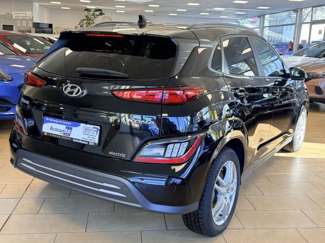 Hyundai Kona 2WD Trend