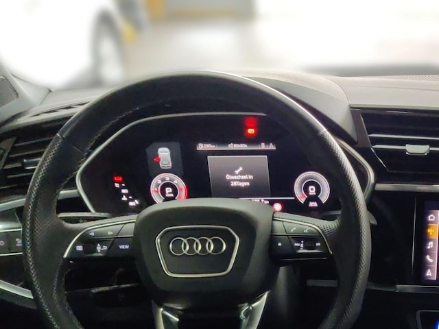 Audi Q3 35 TDI Quattro S-Tronic