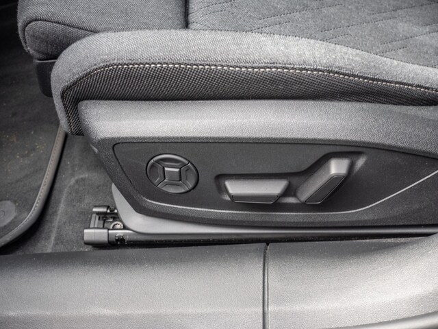 Audi A6 Avant Quattro S-Tronic