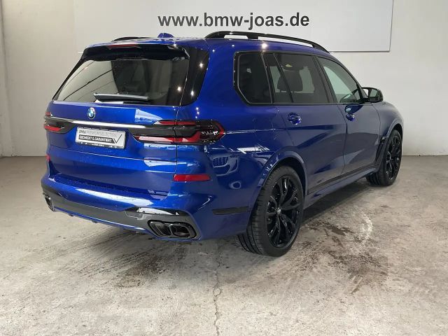 BMW X7 60i Panorama Glasdach Sky-Lounge | Sitzbelüftung |