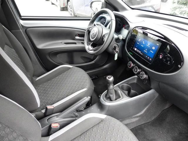 Toyota Aygo X 1.0 VVT-i Hatchback Team D