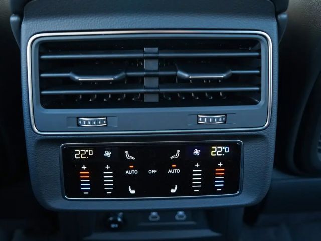 Audi SQ7 TFSI PANO HD-MATRIX OLED AHK MASSAGE STD.HZG