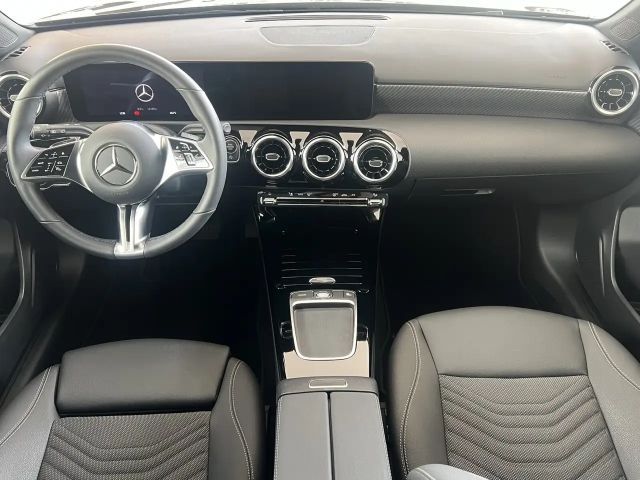 Mercedes-Benz A 180 Progressive