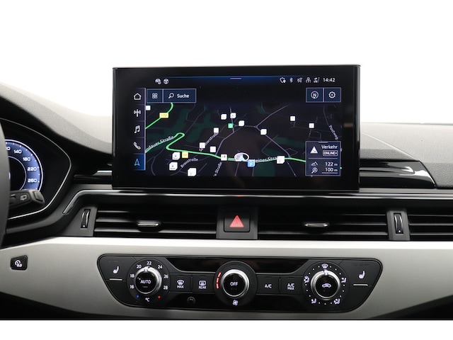 Audi A4 40 TFSI Avant S-Tronic