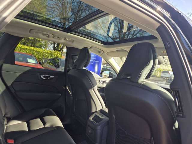 Volvo XC60 AWD Dark Plus Recharge T6