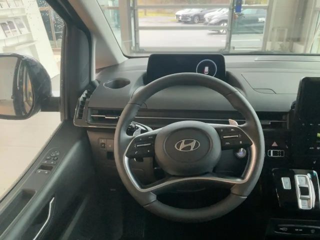 Hyundai Staria Trend