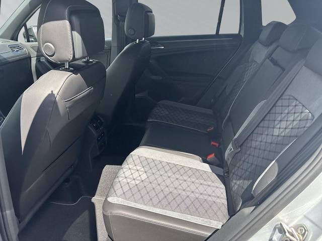 Volkswagen Tiguan 4Motion DSG R-Line