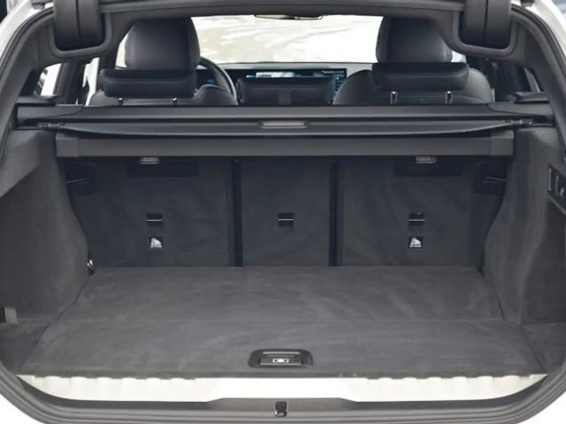 BMW 320 320e M-Sport Touring