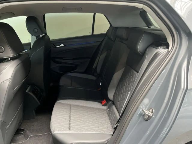 Volkswagen Golf 1.5 TSI