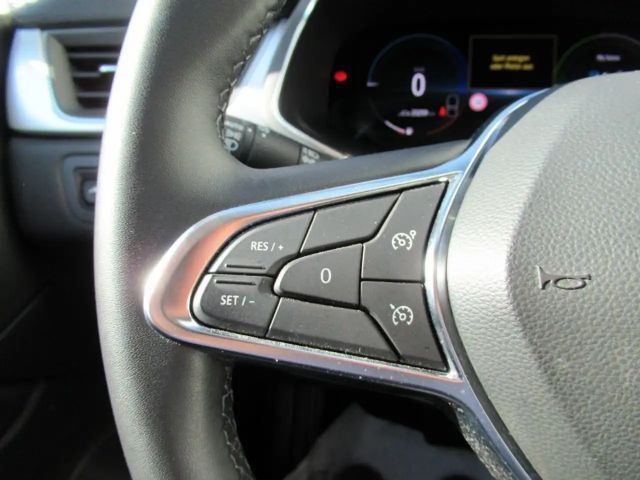 Renault Captur E-Tech Intens