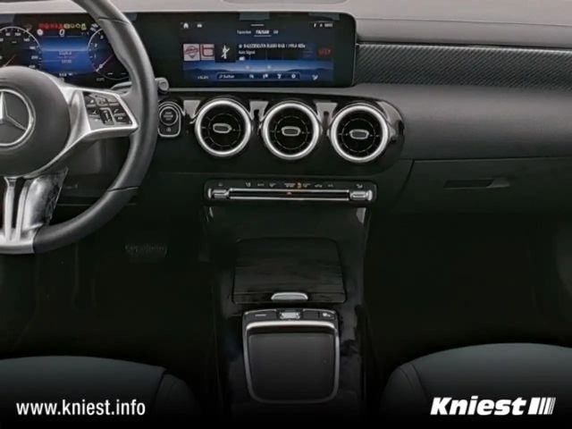 Mercedes-Benz CLA 180 Progressive