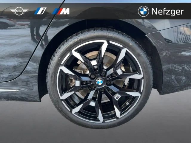 BMW 330 330d M-Sport Touring xDrive