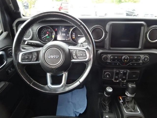 Jeep Wrangler Sahara