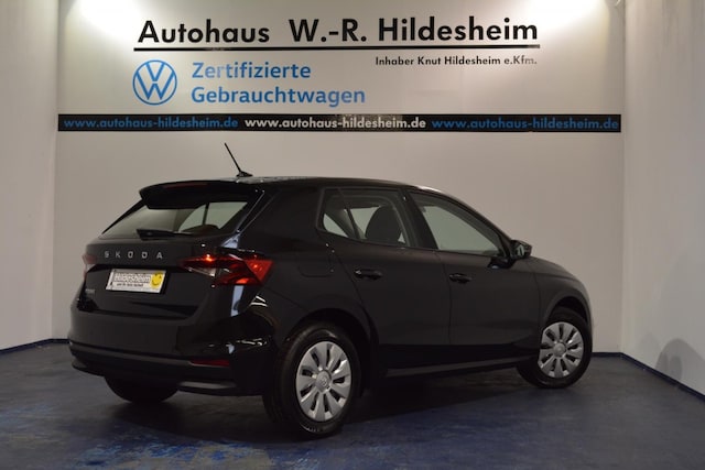 Skoda Fabia Fabia Essence 1,0l MPI, LED, PDC hinten, Lane